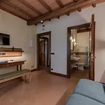 Poggioleone فندق كاستيغليون ديل لاغو
