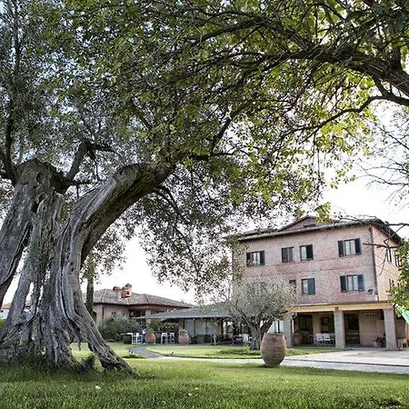 Poggioleone 카스틸리오네델라고