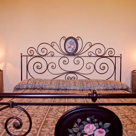 Poggioleone 카스틸리오네델라고