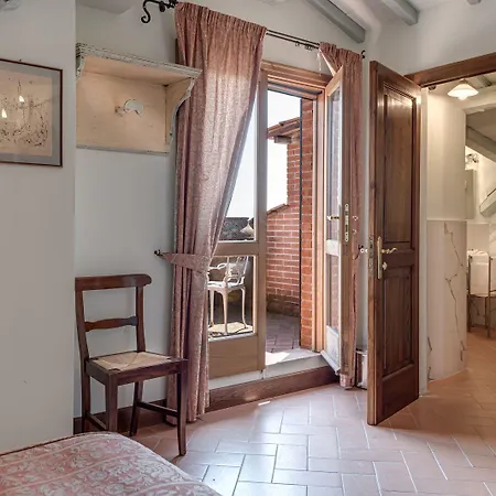 Poggioleone 3* 카스틸리오네델라고