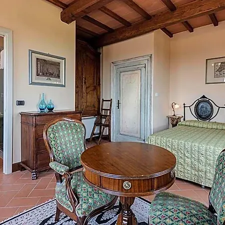 Poggioleone Hotell